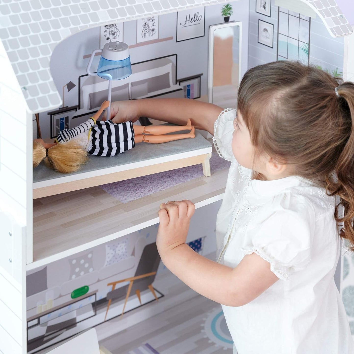 Teamson Kids Olivia's Little World Gigantyczny domek dla lalek z meblami i akcesoriami, drewniany domek dla lalek, 3-poziomowy zestaw dla lalek 30 cm, wiek: 3+