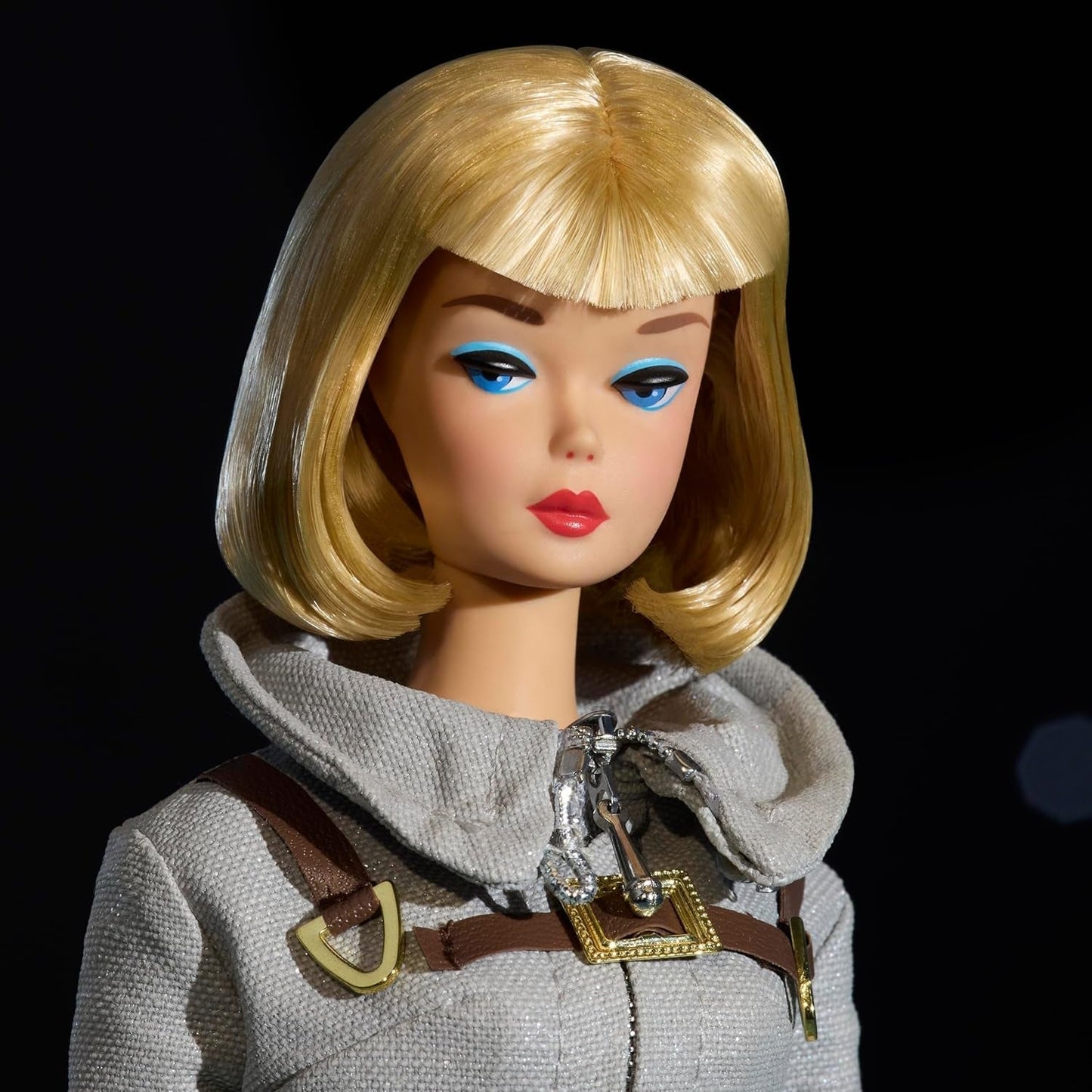 Kolekcjonerska lalka Mattel Barbie Miss Astronaut ze srebrnym kostiumem, butami kosmicznymi i akcesoriami do hełmu, reprodukcja oryginału z 1965 r., lalki JBJ48 Naty Shop