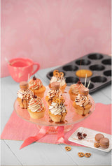 Kaiser Classic Tarteform Mit Hebeboden 28 Cm, Quicheform Antihaftbeschichte & Inspiration Muffinform Blech Für 12 Muffins, Muffin Backblech 38 X 27 Cm, Beschichtet, Standardgröße Formy i blachy do pieczenia Naty Shop