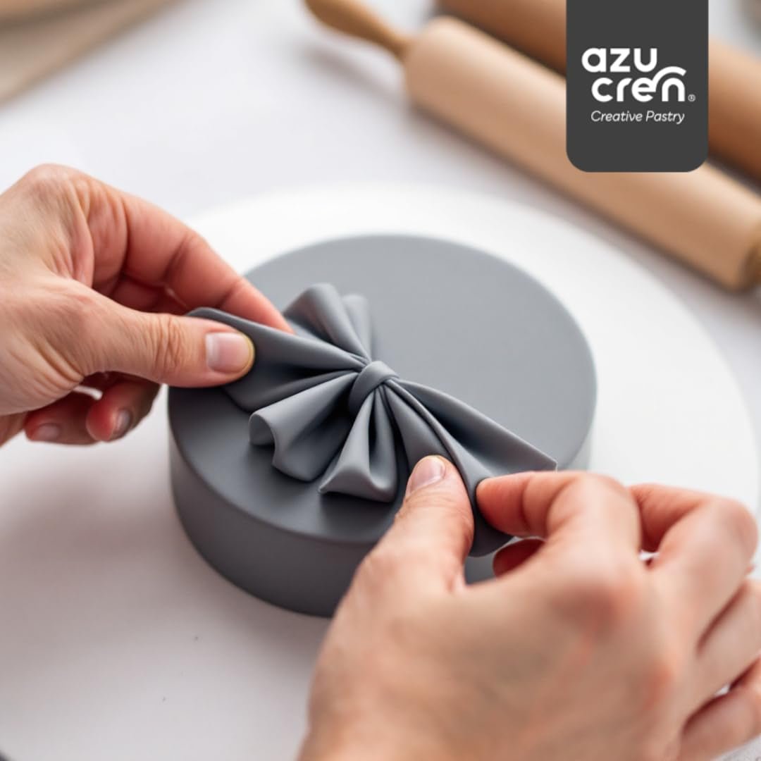 Azucren, Fondant w rolce, Fondant w rolce szary, Łatwy w użyciu, Gładki, Elastyczny, Miękki i zginający się, Idealny do dekorowania ciast, Halal, Koszerny, Bezglutenowy, Smak cytrynowy (250 g) Naty Shop Pasta cukrowa