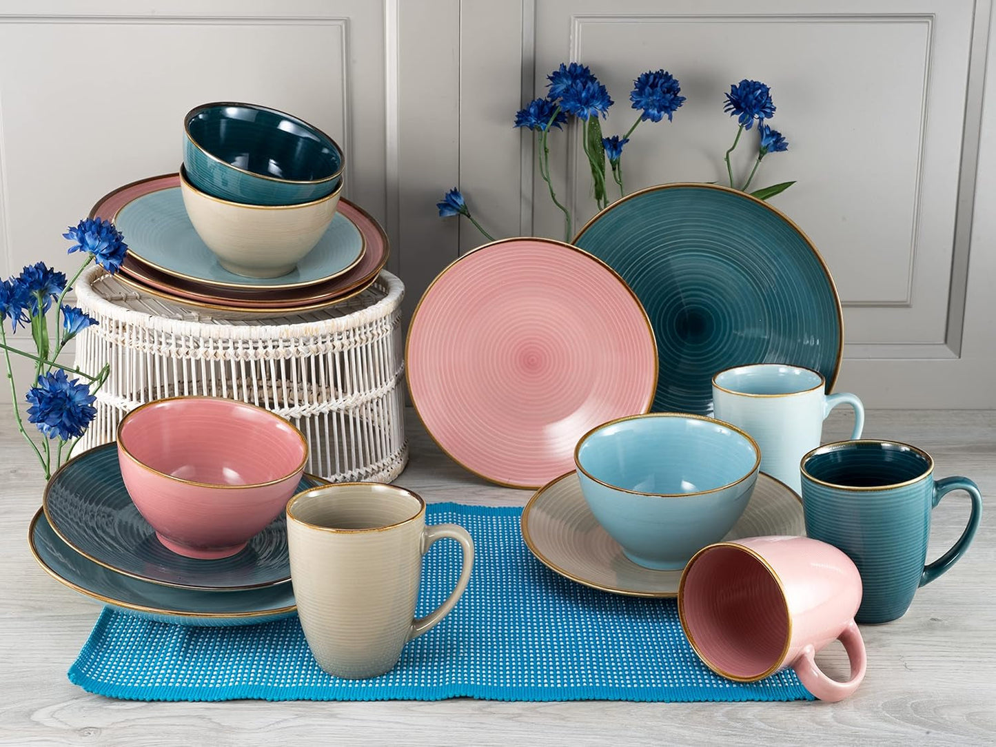 CreaTable, 22506, seria COSY DAY, 16-częściowy zestaw naczyń obiadowych dla 4 osób, usługa łączenia porcelany, można myć w zmywarce i używać w kuchence mikrofalowej, jakość produkcji