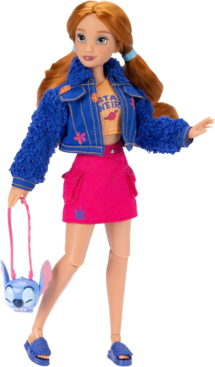 Modne lalki Disney ILY 4EVER Stitch z rudymi włosami, wysokością 29 cm, 13 punktami artykulacji, dwoma kompletnymi strojami do łączenia i dopasowywania oraz błyszczącym pierścionkiem Mickey dla Ciebie!