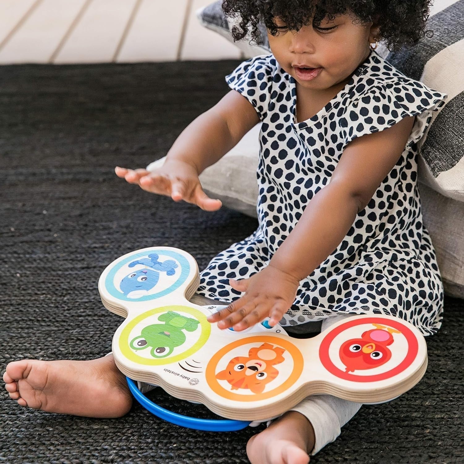 Zabawka muzyczna Baby Einstein Magic Touch z drewnianym bębnem od 6 miesięcy i więcej oraz muzyczny wobler Hape Penguin, kolorowa chwiejąca się melodia, zabawka Roly-Poly od 6 miesięcy i więcej Bebe Toys Naty Shop