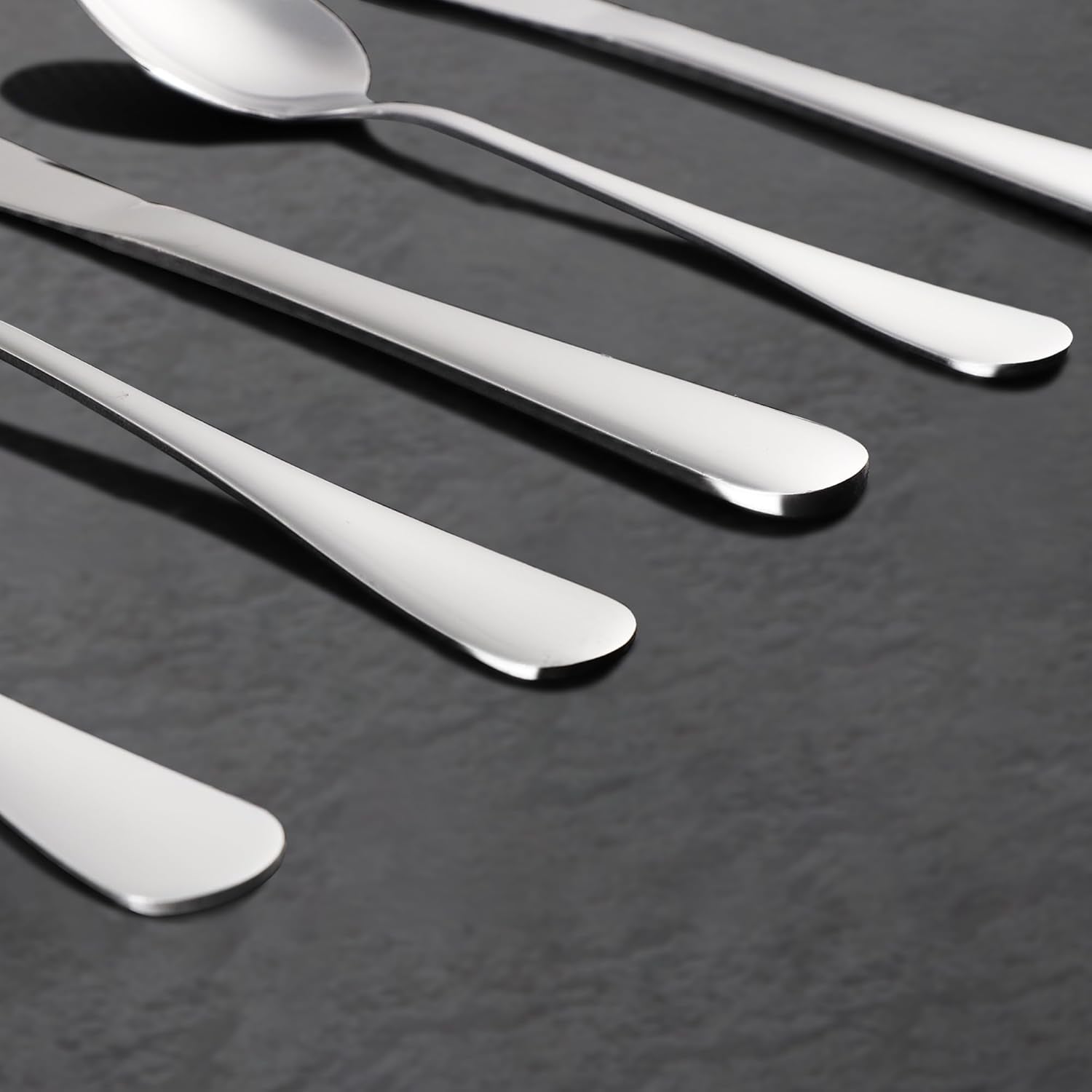 Zestaw sztućców Kitchenboss dla 6 osób: Zestaw sztućców 20 lub 30 sztuk Kitchen Naty Shop