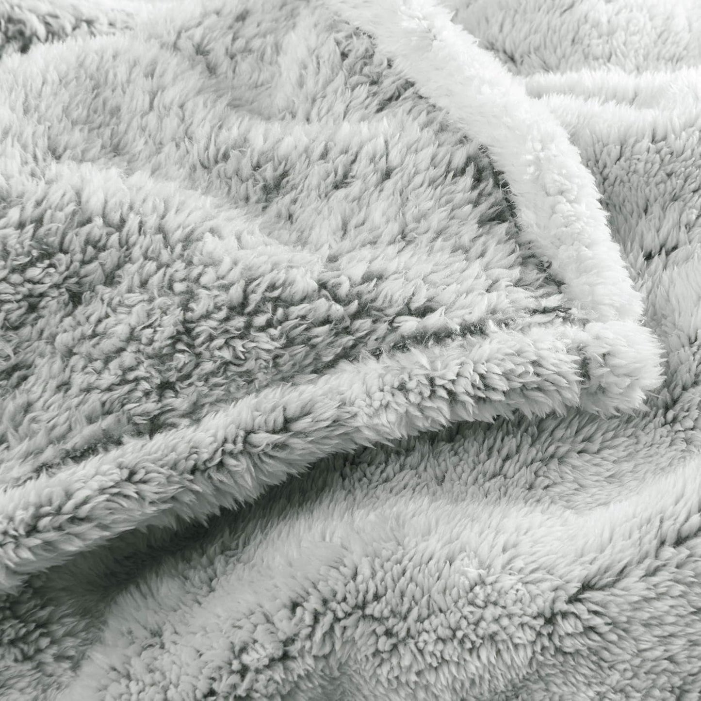 Aqua-Textil Puszysty koc-przytulanka 150 X 200 cm Szary Biały Melange Pluszowy koc TV Narzuta na łóżko Polar Sherpa Oeko-Tex Ottawa Łóżka i koce Besuche den aqua-textil-Store