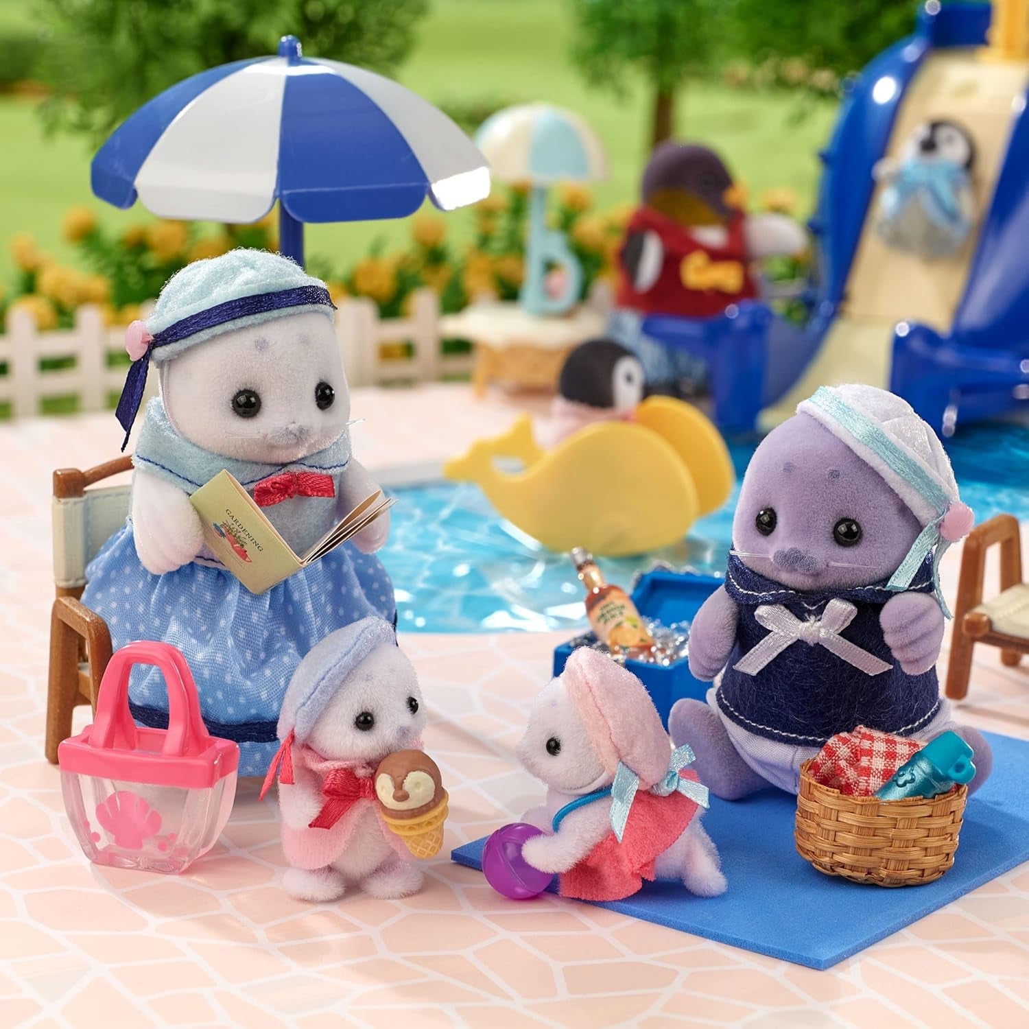 Sylvanian Families — 5759 Rodzina fok Figurka zwierzątka Szczegółowa zabawka dla dzieci w wieku powyżej 3 lat Naty Shop Dolls