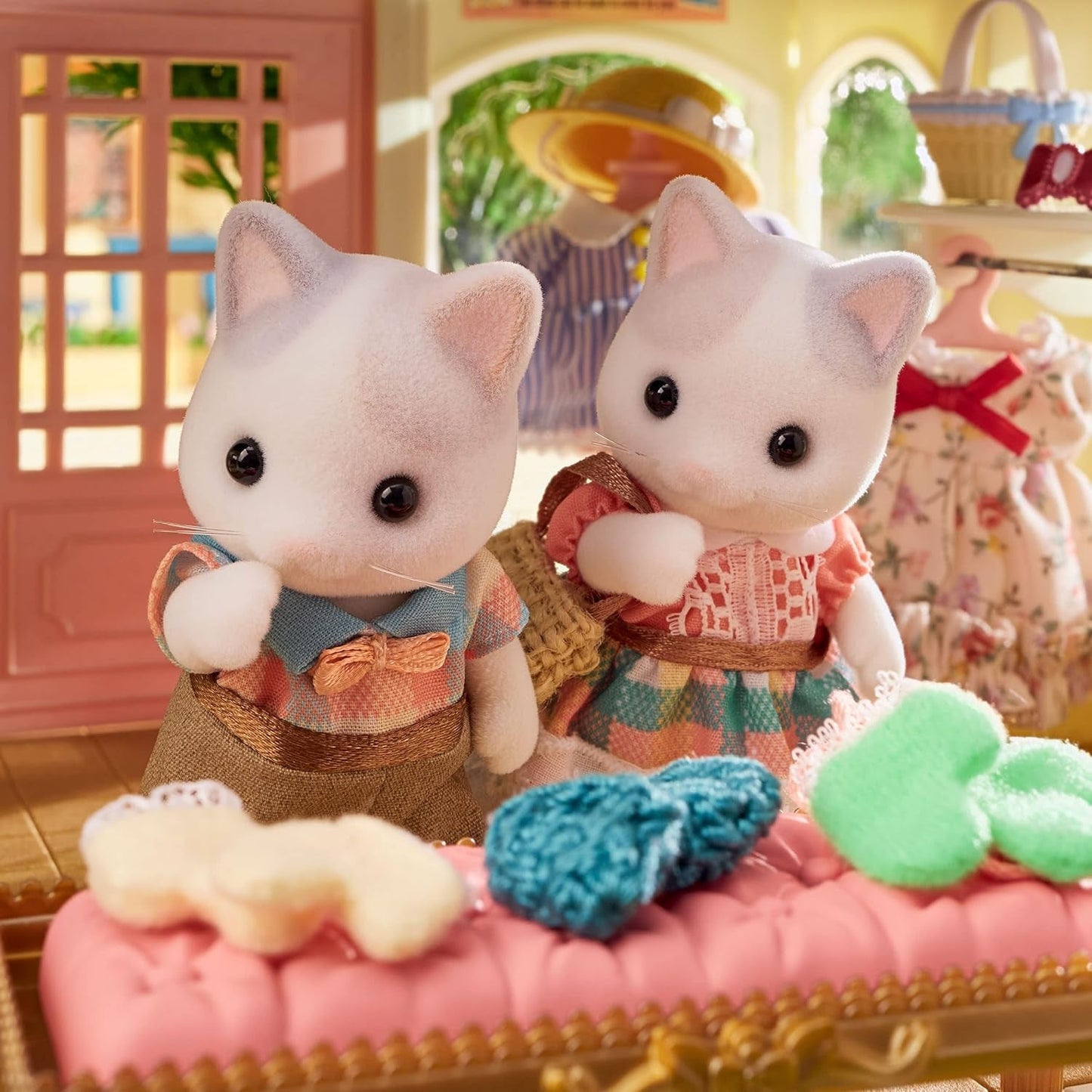 Sylvanian Families - 5738 Rodzina kotów mlecznych - Figurki z domku dla lalek