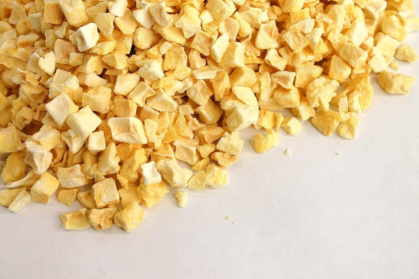 Kawałki mango liofilizowane 100g - Owoce liofilizowane - Owoce suszone liofilizowane - Mango suszone - Idealne do przekąsek, wypieków, musli, koktajli i deserów Produkty suszone Naty Shop