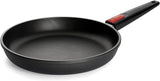 Woll Nowo Tytanowa płaska patelnia - Indukcja, wysokość 5 cm, wyjmowany uchwyt - do wszystkich typów płyt grzewczych, Odlew aluminiowy, powłoka nieprzywierająca Garnki i patelnie Naty Shop 28 cm