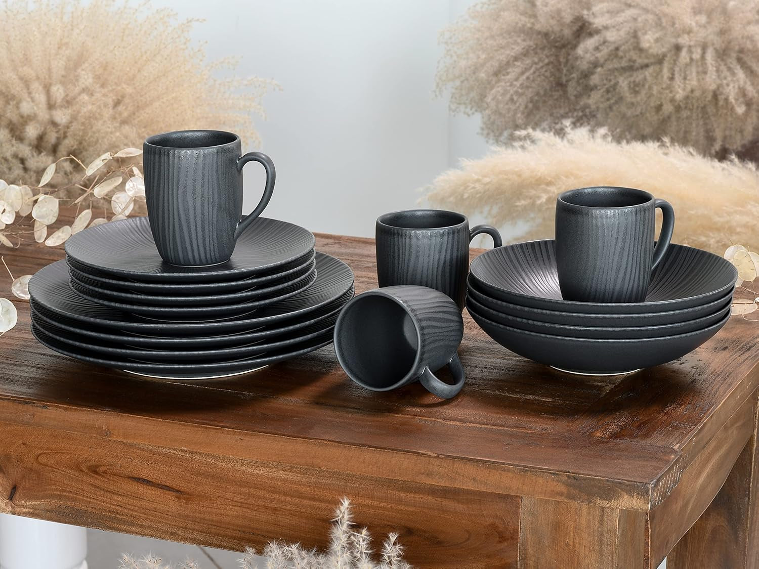 CreaTable, 20537, Vesuvio Black Series, 16-częściowy zestaw naczyń obiadowych, serwis łączenia porcelany, można myć w zmywarce i używać w kuchence mikrofalowej, wyprodukowano w Portugalii