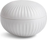 Kähler Bonbonniere Ø12 cm Hammershøi Dekoracja Duński design, biały Pudełka do przechowywania żywności Naty Shop Tytuł domyślny