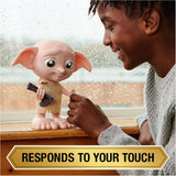 Spin Master 6067280 Wizarding World Harry Potter Magical Interactive Dobby Elf Skarpetkowa lalka, ponad 30 dźwięków i fraz, 21,6 cm, zabawka dla dzieci, czarna