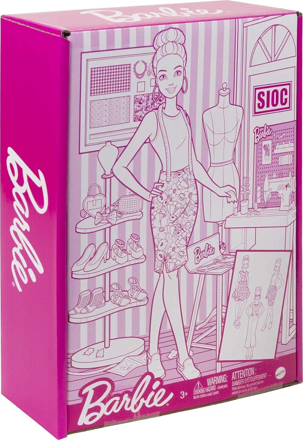 Barbie HDY90 — lalka projektantki mody (30,40 cm) i studio, ponad 25 akcesoriów do projektowania i mody, designerskie biurko, krzesło, maszyna do szycia, próbki tekstyliów, manekin i nie tylko, zabawka dla dzieci w wieku od 3 lat