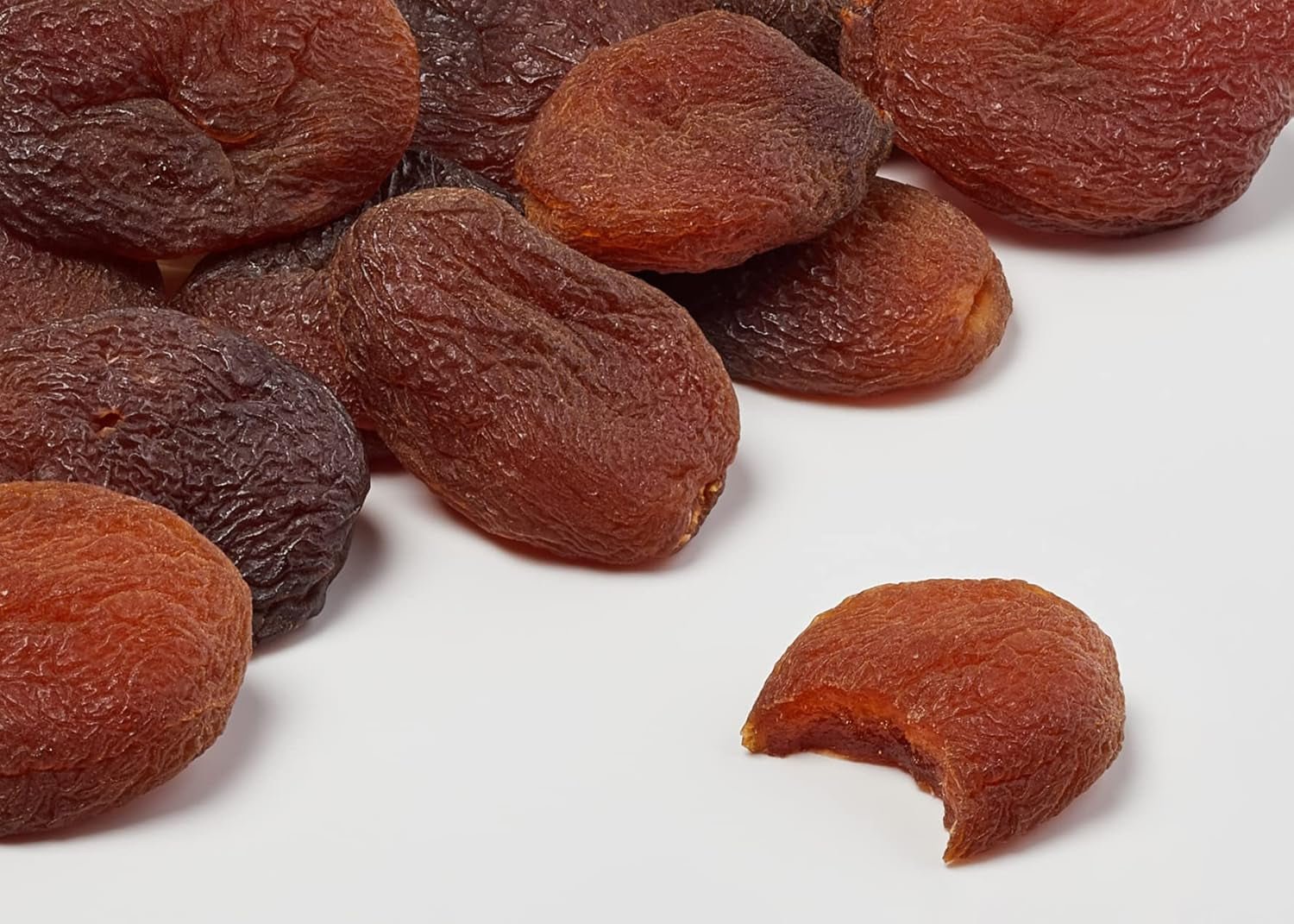 Seeberger Unsulfured Apricots: Niepoddane obróbce suszone morele o słodkim, owocowym smaku - bez dodatku cukru - bez pestek, wegańskie (1 x 125g) Naty Shop Dehydrated Products
