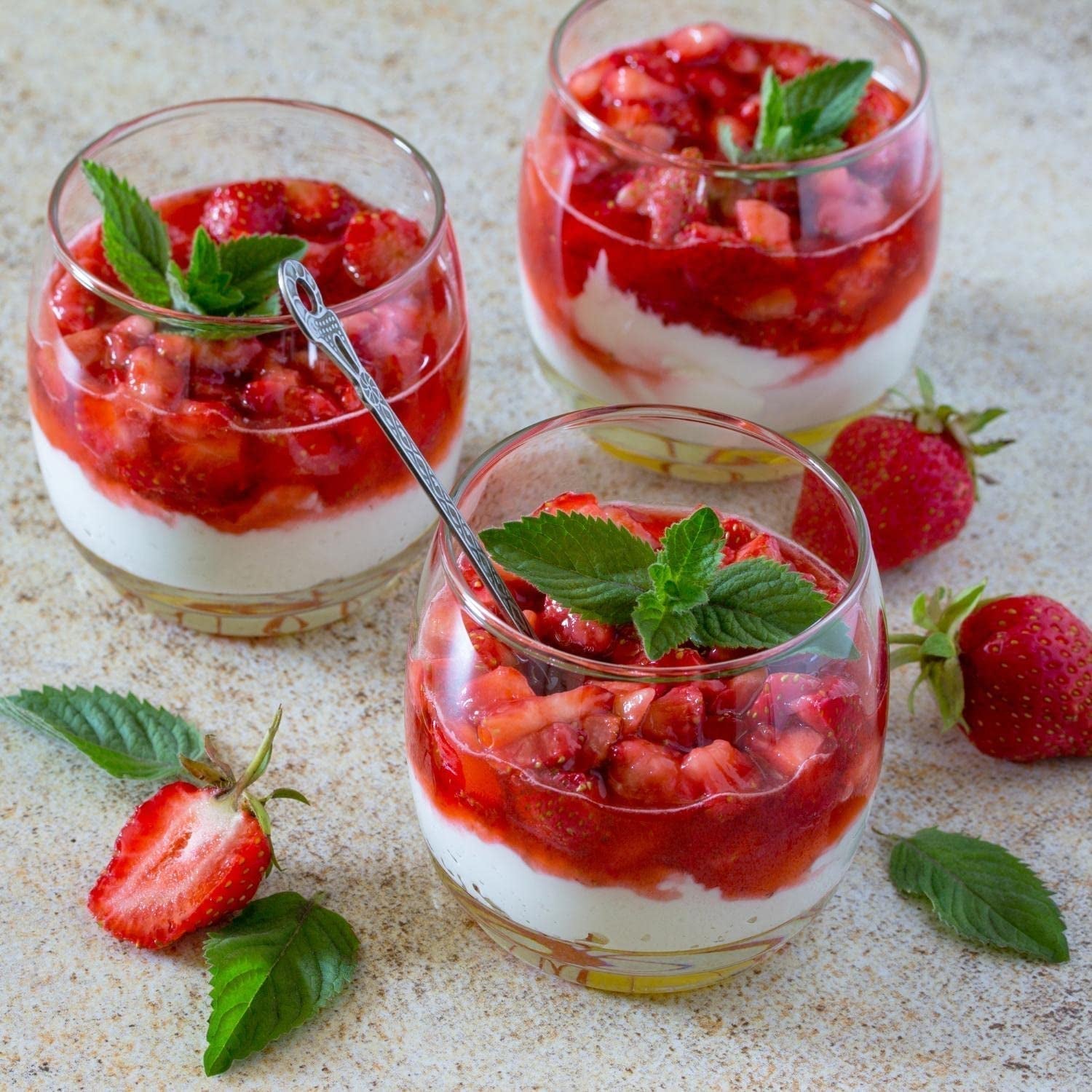 Carefood - Organiczne Owoce Goji - Superfood 100% naturalne suszone owoce - ekologiczna przekąska bez dodatku cukru i odpowiednia dla wegan - słodki smak z lekką kwasowością - 200 g Naty Shop produkty suszone