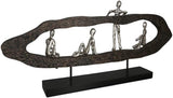 Casablanca nowoczesny design GILDE Deco Sculpture Figurka - Best Friends - Hang Out Srebro, drewno/aluminium - szerokość 75 cm Figurki i rzeźby Naty Shop