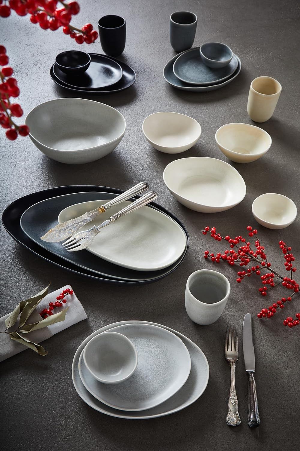CreaTable, 22139, seria PIETRA, 4-częściowy zestaw naczyń obiadowych dla 4 osób, zestaw talerzy porcelanowych, można myć w zmywarce i używać w kuchence mikrofalowej, wyprodukowano w Europie