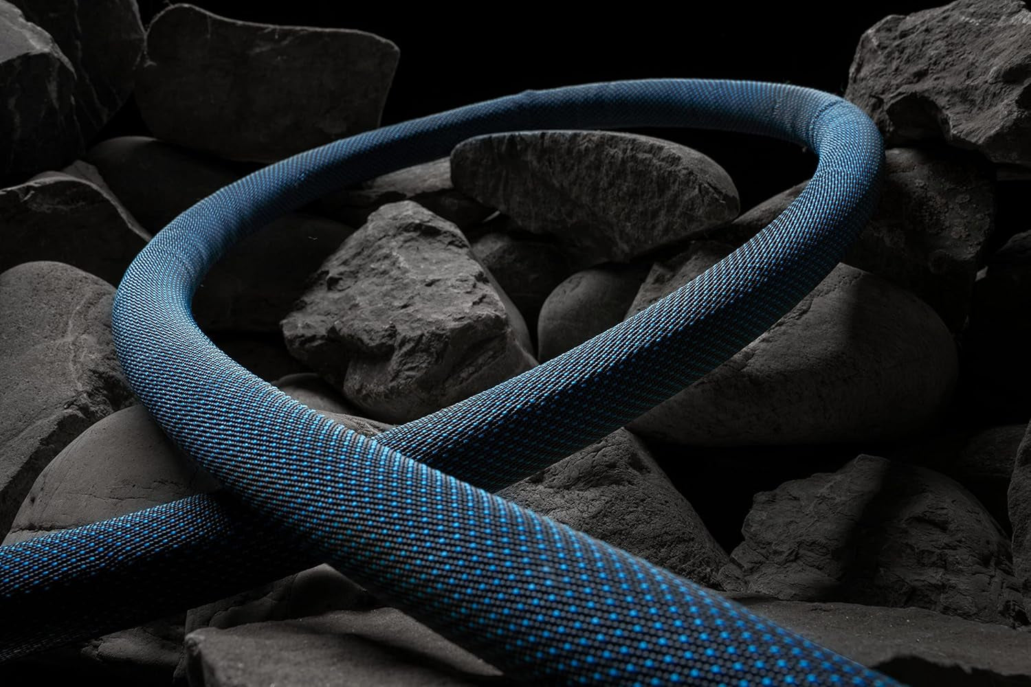 Zestaw Gardena Liano Xtreme 3/4 cala 25 m: wyjątkowo wytrzymały tekstylny wąż ogrodowy z lekkim, odpornym na warunki atmosferyczne wężem wewnętrznym z PVC (18482-20)
