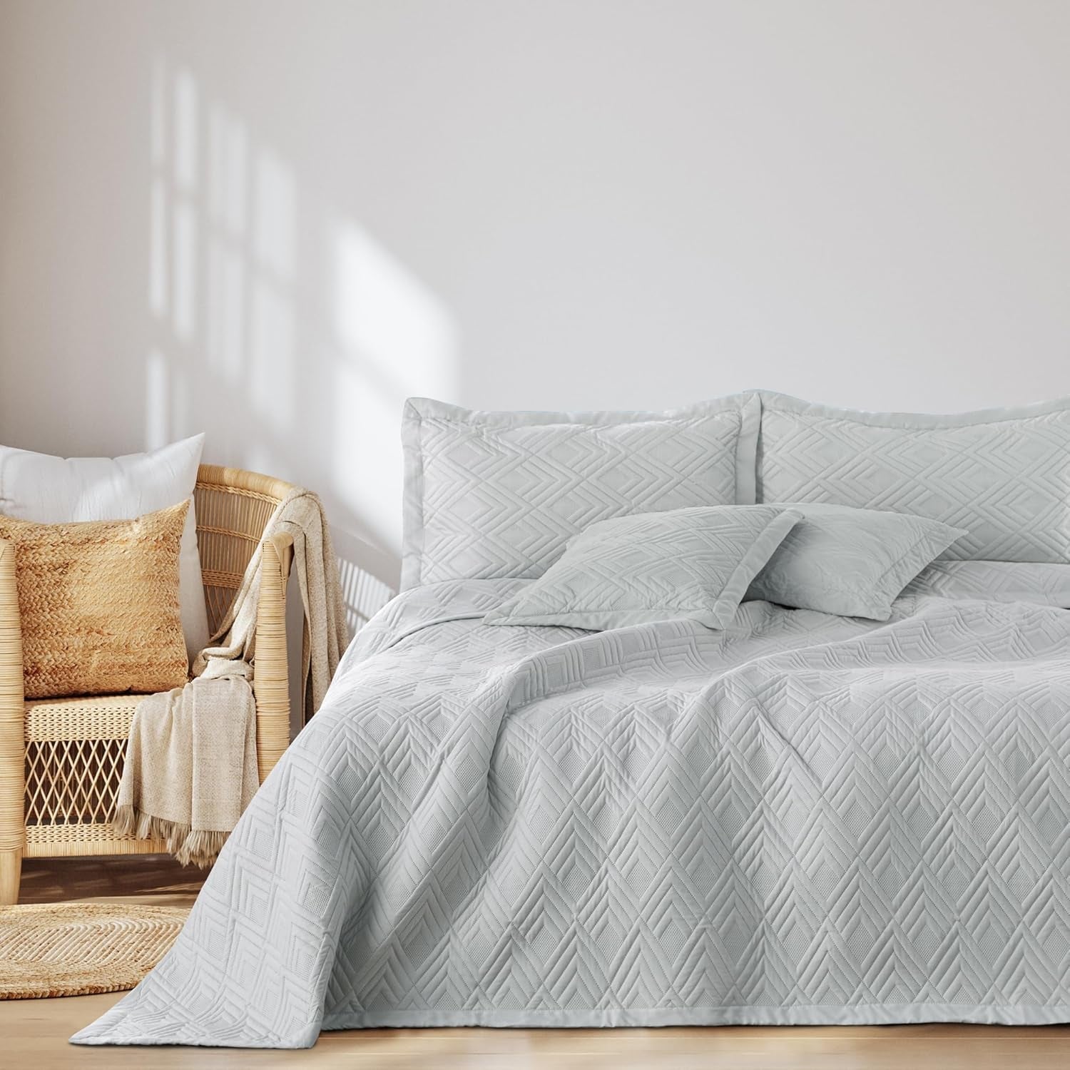 Ameliahome Narzuta 170X210 cm Dwustronna narzuta Pikowanie ultradźwiękowe Poliester Ofelia Ciemnozielone Łóżka i koce Besuche den AmeliaHome-Store Ophelia Srebrny 170X210 cm