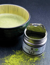 Ekologiczna Matcha najwyższej jakości z Japonii, klasa ceremonialna, bez pestycydów, bardzo drobny proszek w opakowaniu 30 g, intensywny i delikatny smak zielonej herbaty, odpowiednia do latte, smoothie, klasa ceremonialna