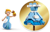 LEGO® Disney Sukienka Księżniczki Kopciuszka, zabawka dla chłopców i dziewcząt od 9 lat - zawiera wieszak na sukienkę, minilaleczkę Kopciuszka i figurkę myszy - Zestaw kreatywny 43266 Zestawy do budowania Beuche den LEGO-Store