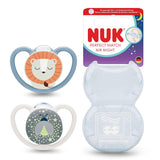 NUK Perfect Match Air Smoczki Nocne dla Niemowląt | 0-6 miesięcy | Świecące w ciemności smoczki, które wspomagają cyrkulację powietrza i zapobiegają ślinieniu się | 95% akceptacji przez dzieci** | Lew | Opakowanie 2