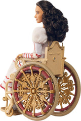 Mattel Wicked Nessarose Fashion Doll i akcesoria, w tym wózek inwalidzki, z kręconymi brązowymi włosami, różnymi pozami i odpinaną suknią balową, HXY36