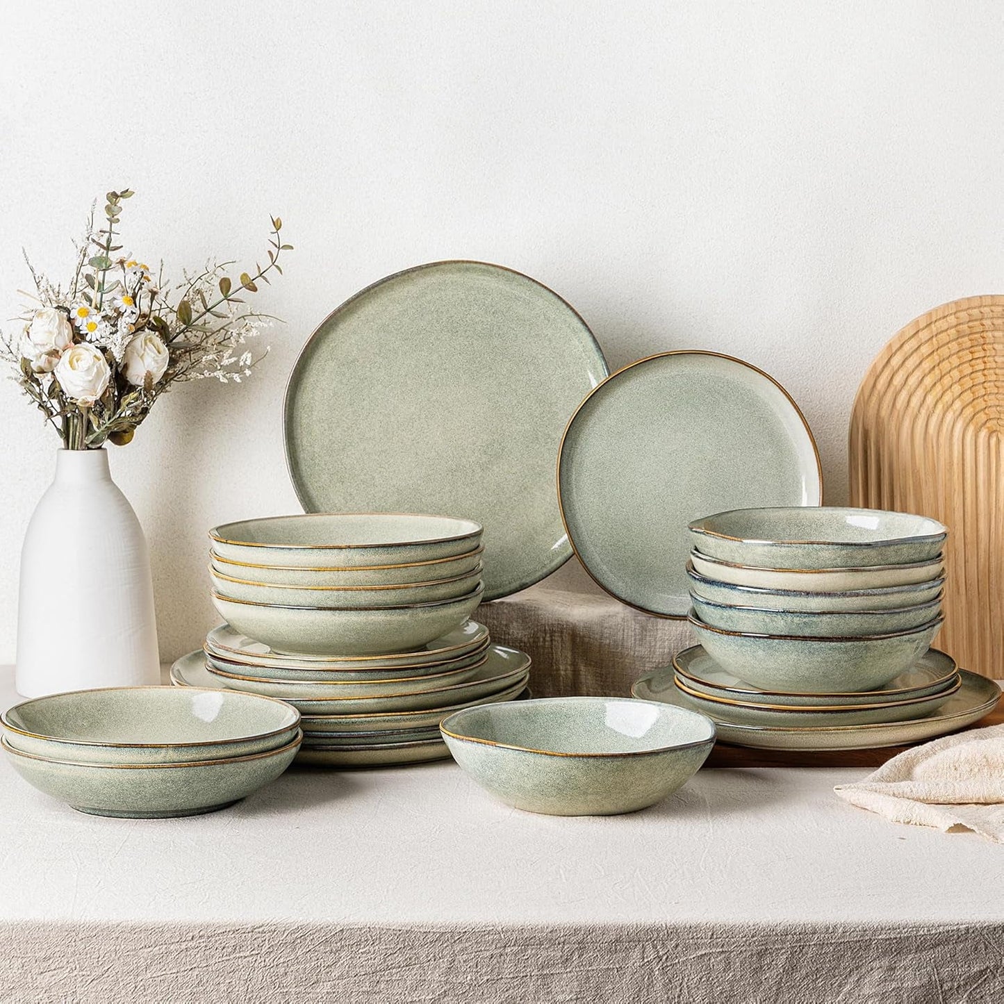 GBhome Zestaw ceramicznych naczyń obiadowych dla 6 osób 24-częściowy zestaw z glazurą reaktywną Ręcznie robiony zestaw misek i talerzy do kuchenki mikrofalowej i mycia w zmywarce Desret Sage GDW007GY-24P-EU