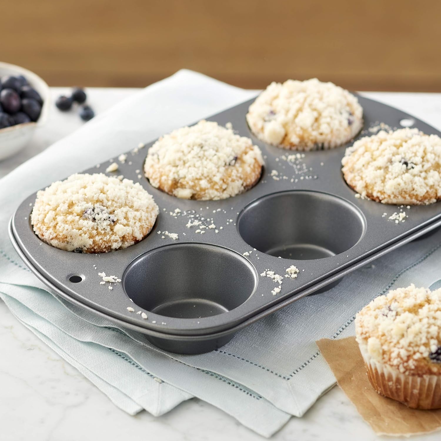 Wilton 445291 445291 Forma do muffinów Jumbo, powłoka nieprzywierająca, 6 otworów, 4,5 X 22,2 X 34,2 cm, stal Formy i blachy do pieczenia Naty Shop