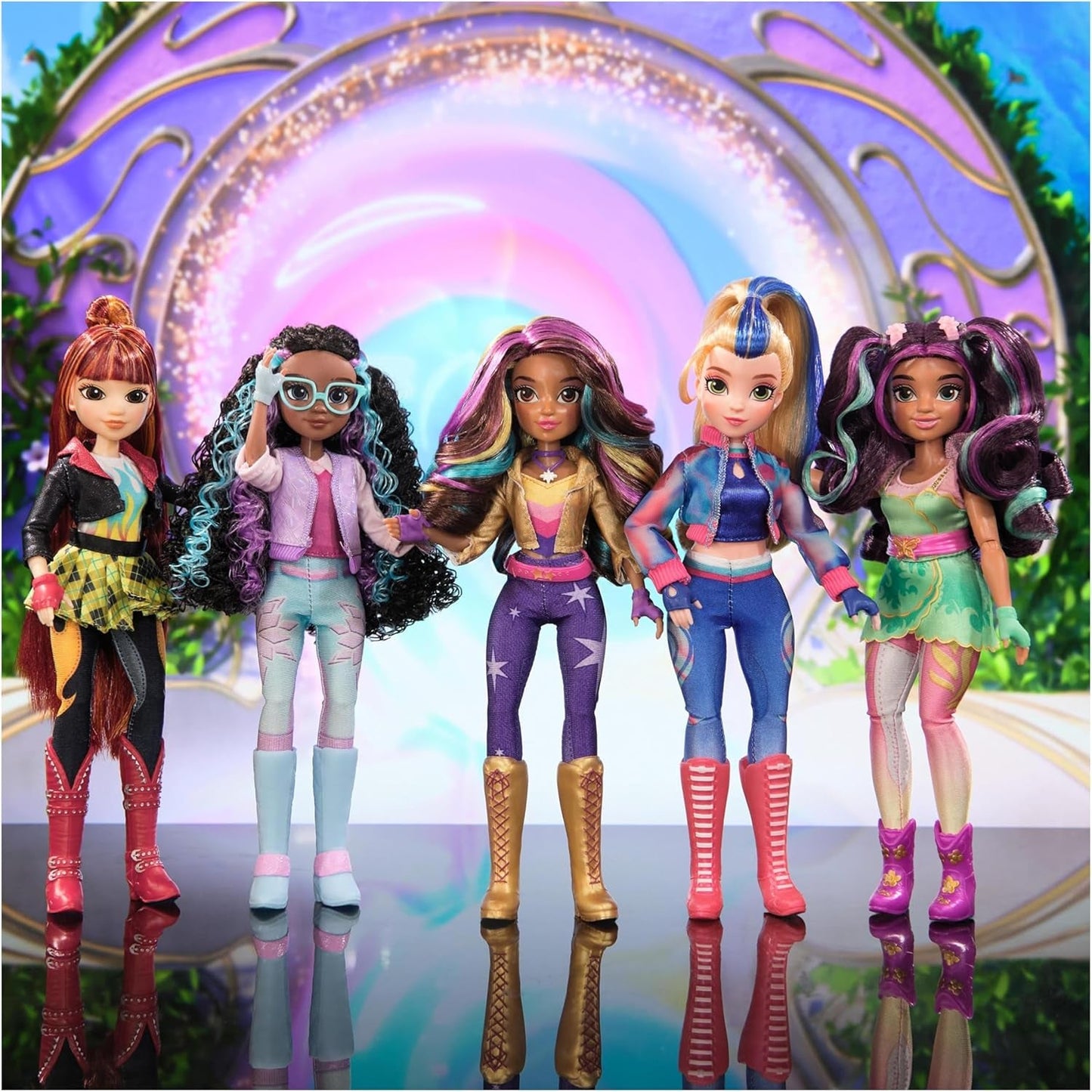 Lalka Valentina Unicorn Academy - oryginalna lalka z popularnej serii Netflix, ma 24 cm wysokości i 5 akcesoriów do pomysłowego odgrywania ról, dla dzieci w wieku 4 lat i starszych