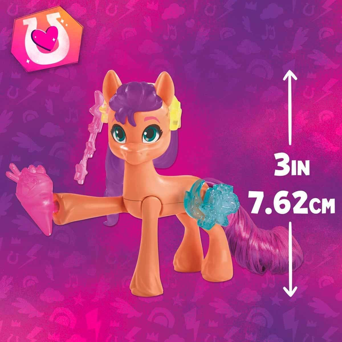 My Little Pony - Odkryj swojego błyszczącego kucyka: Beauty Mark Magic Sunny Starscout, Kucyk od kopyta do serca 7,5 cm, wiek 5+, F5250, wielokolorowy