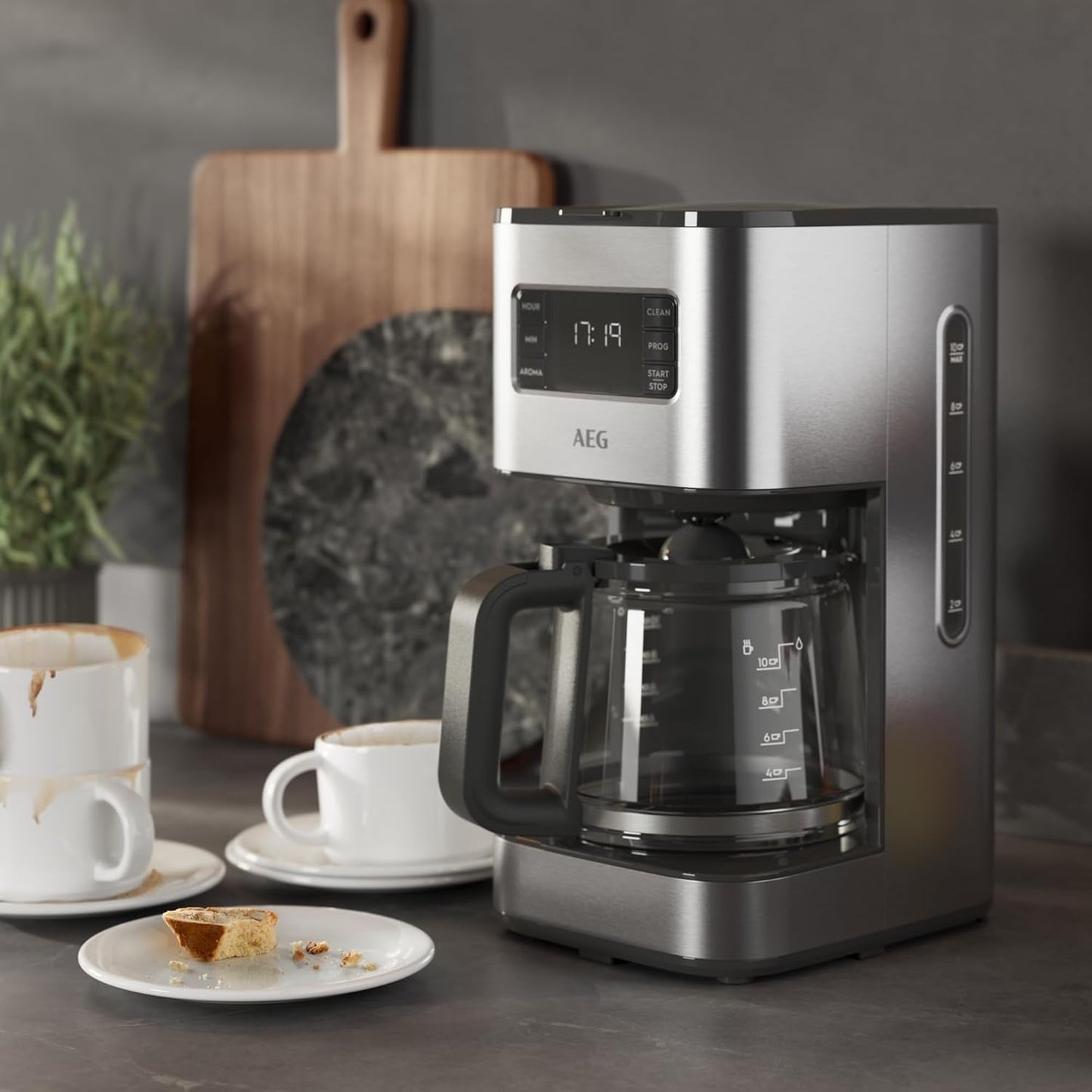 Ekspres AEG Deli 5, 1,5 l, programowalny timer, funkcja utrzymywania ciepła, wyłącznik bezpieczeństwa, wskaźnik poziomu wody, optymalne dozowanie, funkcja zapobiegająca kapaniu, stal nierdzewna, CM5-1-6ST