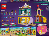 LEGO Friends Zestaw dla przedszkolaków w Heartlake City dla dziewcząt i chłopców 4-letnie kreatywne odgrywanie ról z 2 figurkami i 4 mikrofigurkami Zabawka wspomagająca rozwój społeczny 42636 Zestawy do budowania Besuche den LEGO-Store
