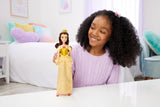 Mattel Disney Princess Toy Przegubowa lalka Belle Fashion z błyszczącymi ubraniami i akcesoriami Prezent inspirowany filmami Disneya dla dzieci HLW11