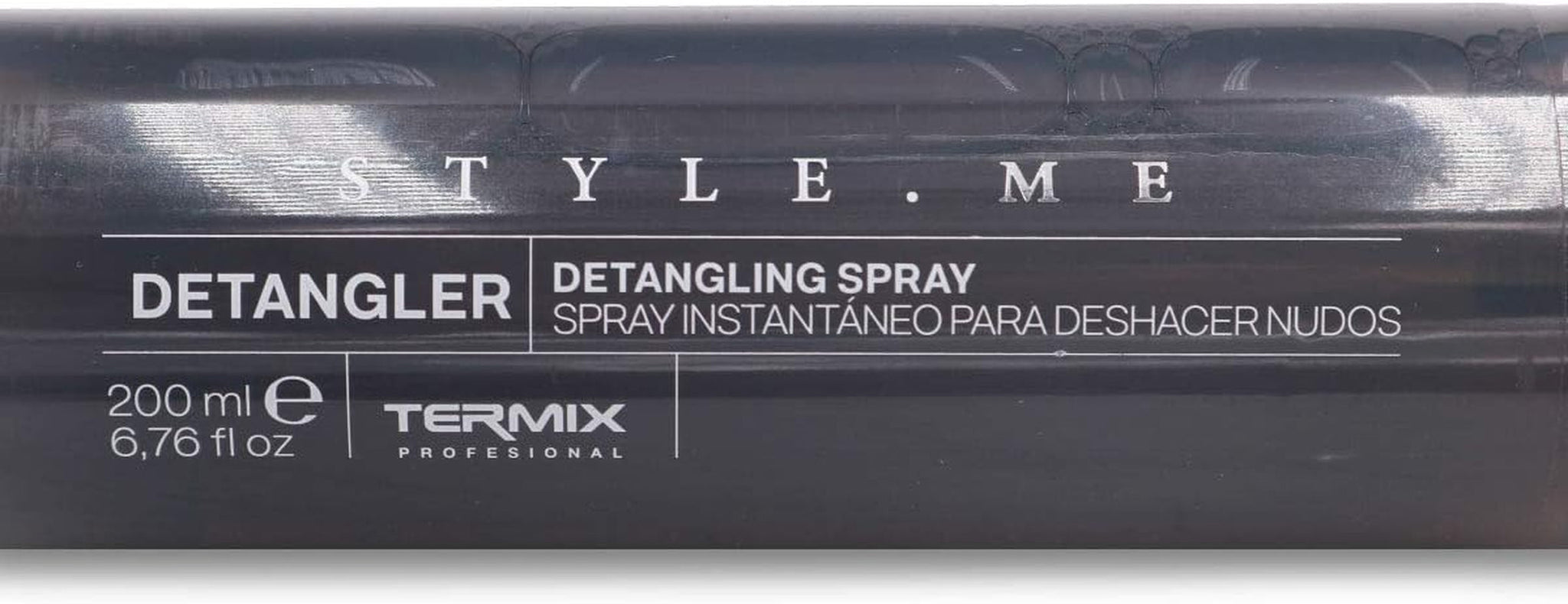 Spray do rozczesywania Style.Me Produkt ułatwiający rozczesywanie włosów. Natychmiastowy produkt ułatwiający rozczesywanie firmy Termix. Formuła wzbogacona olejkiem rycynowym. Rozmiar: 200 ml. Naty Shop produkty ułatwiające rozczesywanie włosów