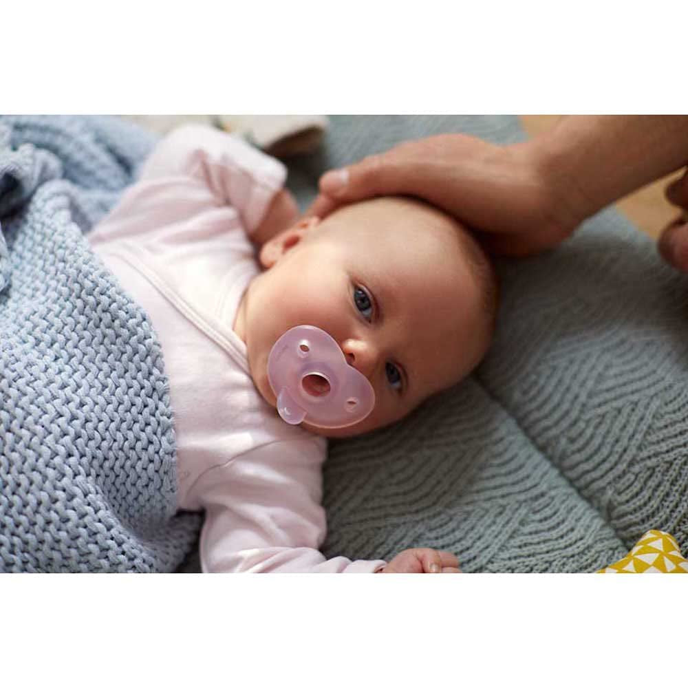 Philips AVENT Soothie - smoczek bez BPA dla dzieci w wieku 0-6 miesięcy, różowy/jasnoróżowy (model SCF099/22)