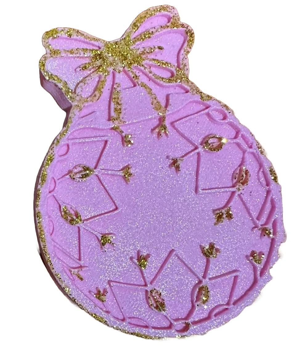 Jadalna dekoracja cukrowa, kula choinkowa, różowa. Ozdoby ze sklepu Sugar Paste Nati