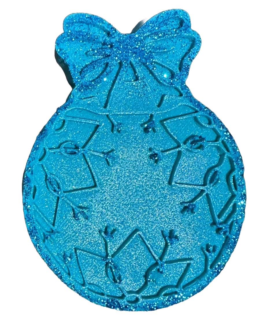 Jadalna dekoracja cukrowa, kula choinkowa, turkusowe dekoracje ze sklepu Sugar Paste Nati