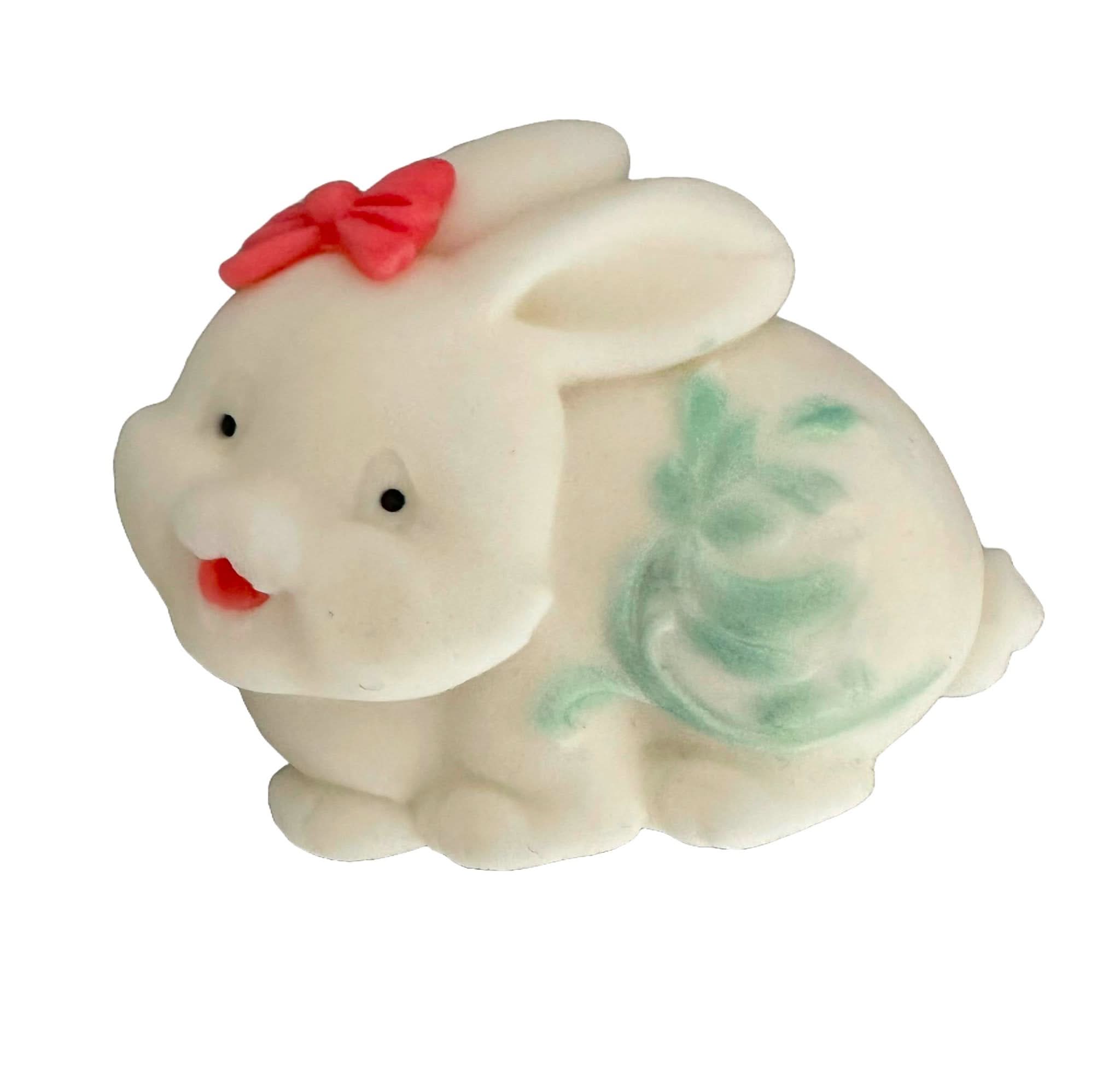 Dekoracja z cukru jadalnego, dekoracje w kształcie króliczka ze sklepu Sugar Paste Nati