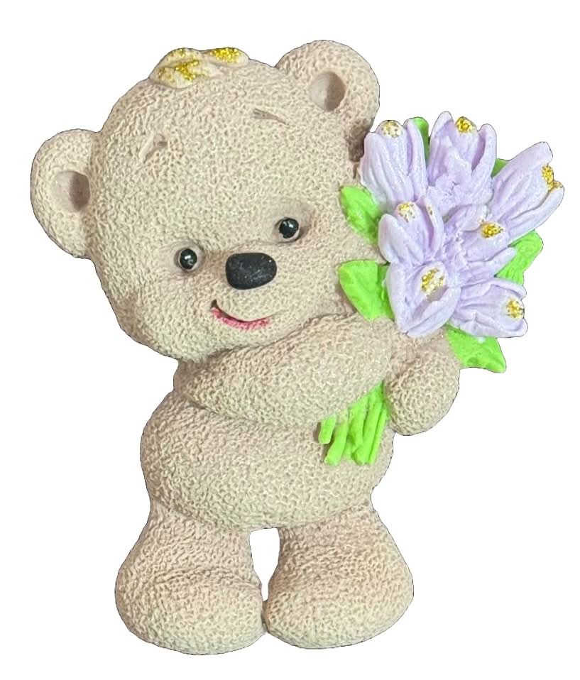 Jadalna dekoracja cukrowa, Miś z bukietem tulipanów. Ozdoby ze sklepu Sugar Paste Nati