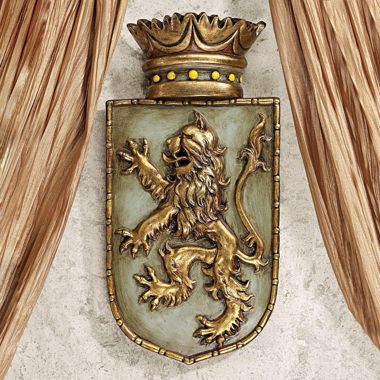 Design Toscano Średniowieczna tarcza Pionowy lew, rzeźba ścienna Figurki i rzeźby Sklep Naty