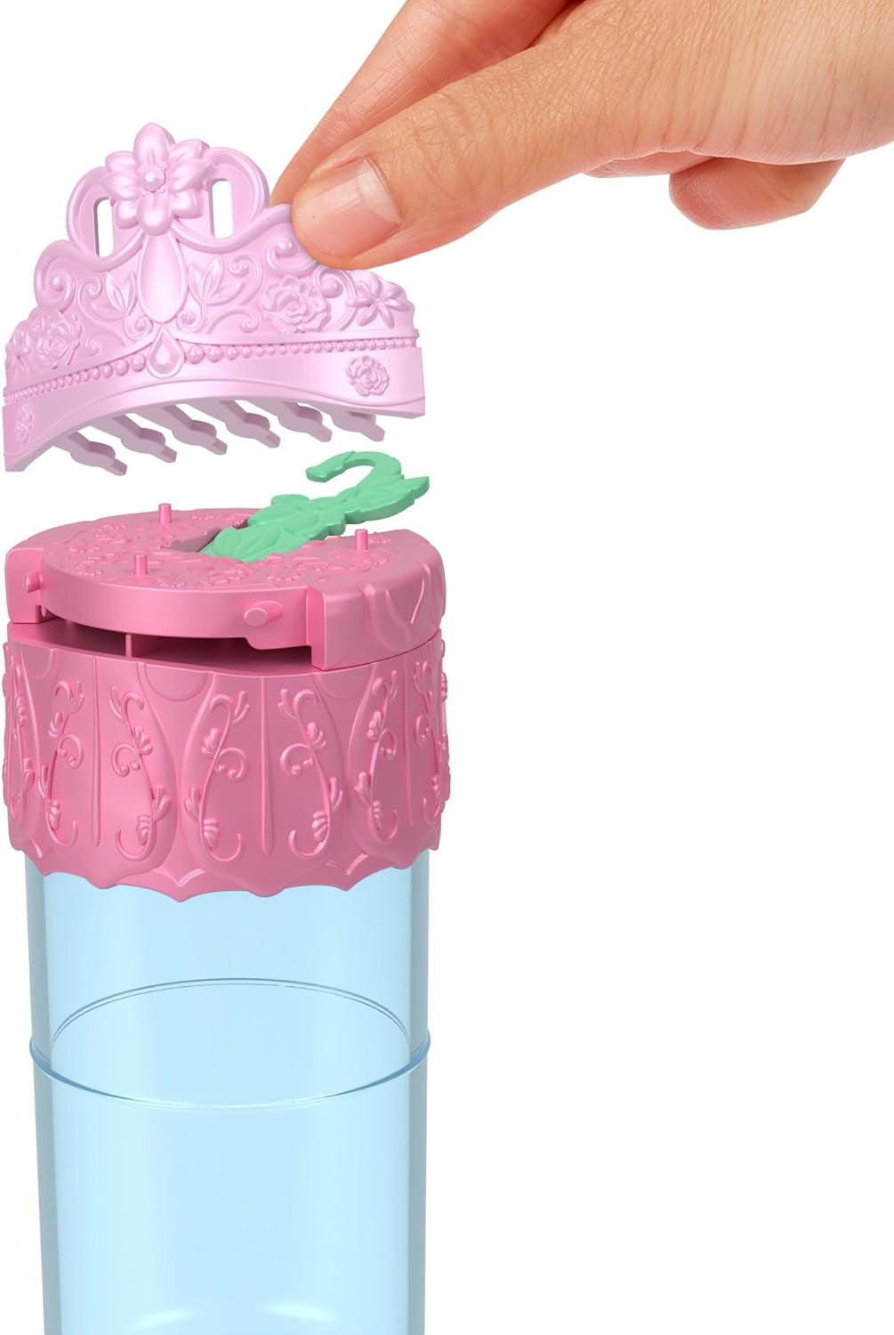 Mała lalka Mattel Disney Princess Royal Color Reveal z 6 niespodziankami, w tym pierścionkiem zapachowym i 4 akcesoriami (lalki mogą się różnić), seria Garden Party HRN63