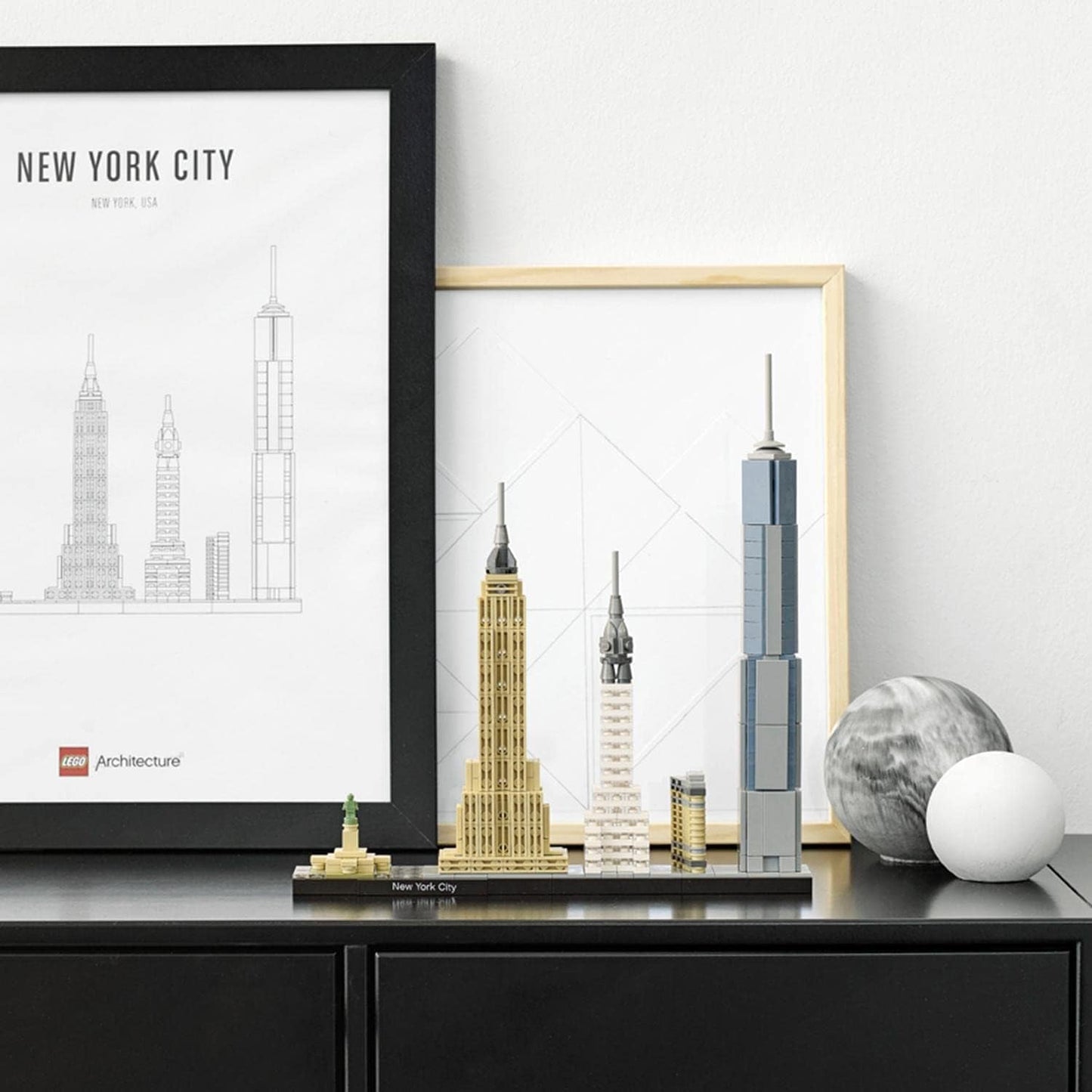 Zestaw LEGO Architecture Nowy Jork, model panoramy miasta z World Trade Center i Statuą Wolności, rękodzieło dla dorosłych, dekoracje do domu i biura, prezenty dla kobiet i mężczyzn 21028 Zestawy do budowania Besuche w sklepie LEGO