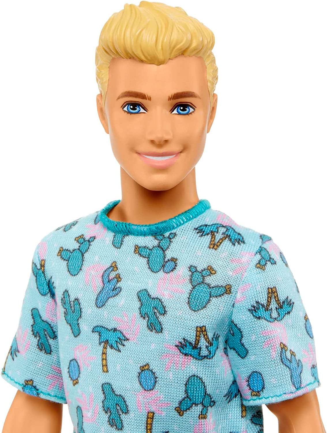 Lalka Barbie Ken Fashionistas - koszulka z nadrukiem kaktusa i palmy, białe spodenki i tenisówki, idealna na przygody z przyjaciółmi i spacery po mieście, dla dzieci w wieku od 3 lat i starszych, lalki HJT10 Naty Shop