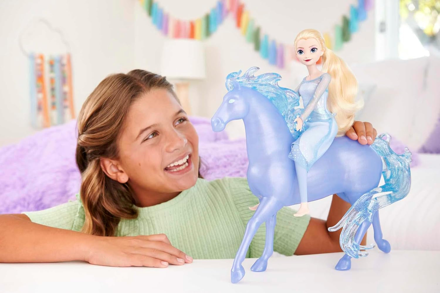 Mattel DISNEY Kraina Lodu Elsa i Nokk — poruszająca się lalka Elsa, majestatyczna figurka wodna Nokk, inspirowana drugim filmem, dla dzieci w wieku od 3 lat, HLW58