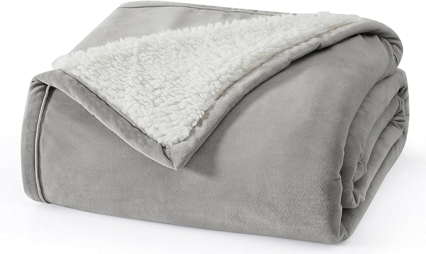 UGG 01465 Koc Sherpa Bliss W pełni dwustronny na kanapę lub łóżko Można prać w pralce Łatwe w pielęgnacji Miękkie pluszowe, ponadgabarytowe luksusowe koce 178 x 127 cm Seal Naty Shop Kołdry i kołdry