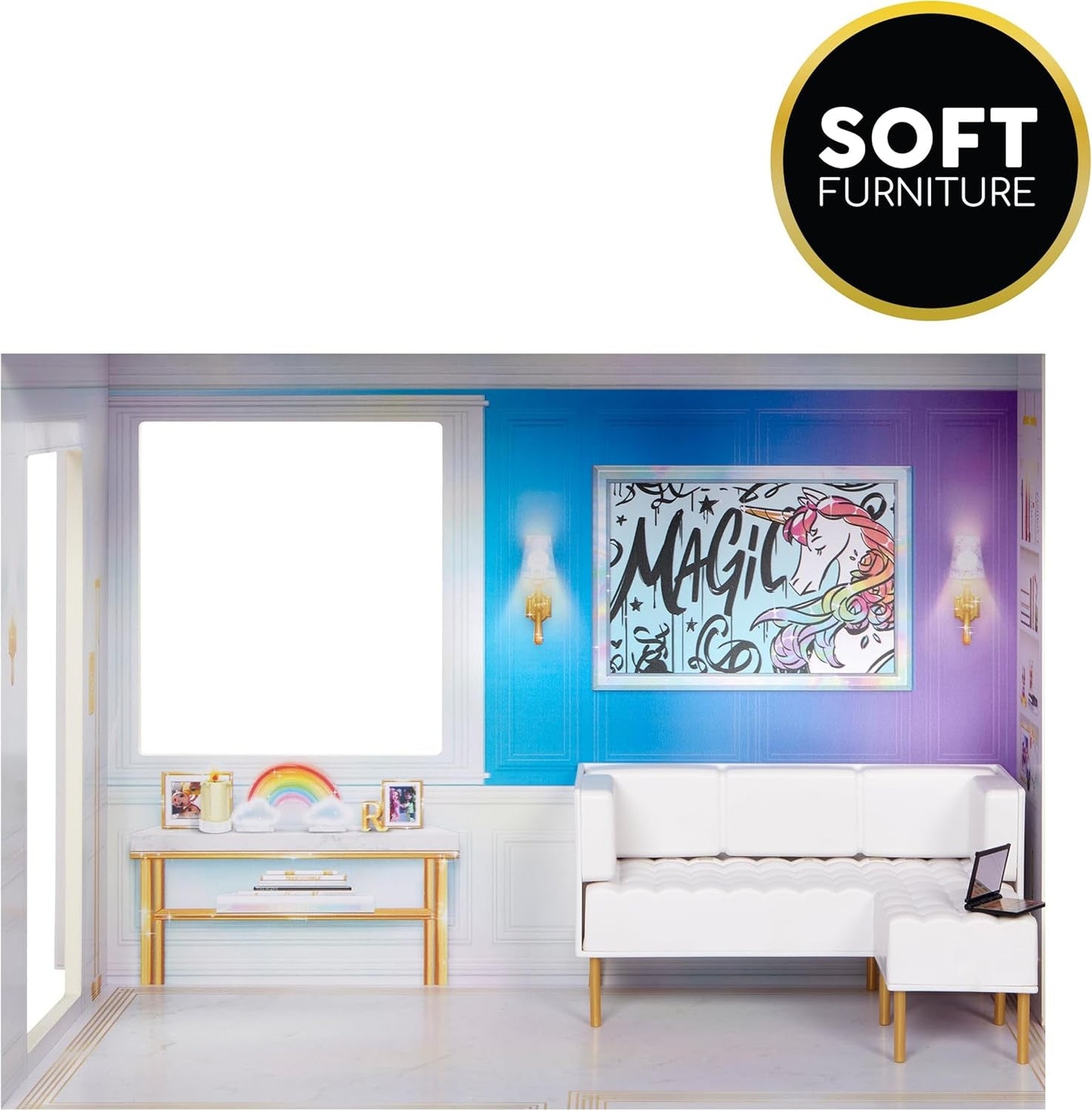 Rainbow High Townhouse – 3-piętrowy drewniany domek dla lalek z 5 kolorowymi pokojami i tarasem – w pełni umeblowany dom z windą i funkcjonalnymi akcesoriami – zabawka dla dzieci w wieku 4–12+ lat Naty Shop Dollhouses