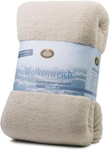 Gözze - Miękki kocyk Cloud, imitacja skóry owczej, 100% poliester (mikrofibra), 150 x 200 cm - Camel Pościele i kołdry Naty Shop Camel