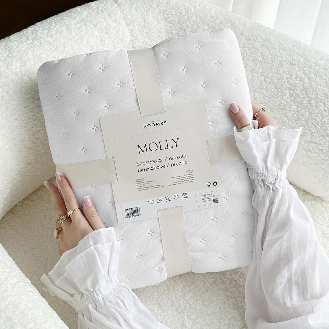 Molly Elegancka narzuta na łóżko w kolorze białym 220 x 240 cm Wszechstronna narzuta na łóżko lub narzutę na sofę Narzuta na łóżko i sofę Styl koca Idealny jako narzuta na łóżko Łóżka i koce Besuche den ROOM99-Store