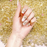 50 Stück Gold Nail Charms, Błyszczące 3D Nail Art Charms, Glitzersteine ​​​​Nägel Perle Legierung Nagel, Schmetterling Strasssteine ​​​​Nägel Charms, DIY Nail Art Zubehör, Für Mädchen Frauen